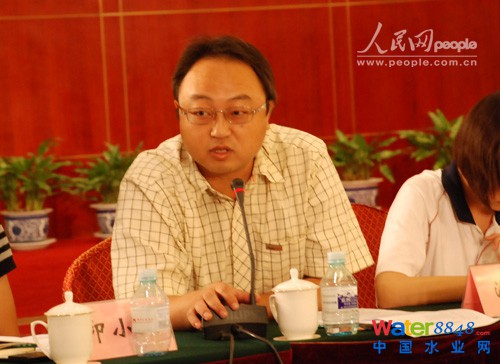 2010828“ʮ”Ҏ(gu)ԕĈھek}“ΠImh(hun)׌GɫI(lng)”D鱱Эh(hun)oƌW(xu)оԺ̎˝ W(wng)ӛ tz